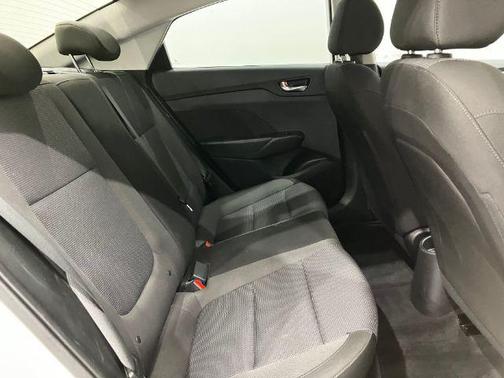 2020 Hyundai Accent SE