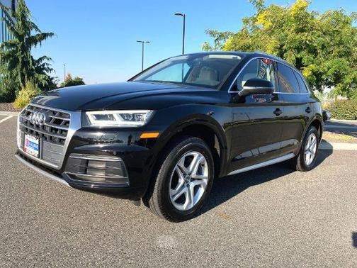2018 Audi Q5 2.0T Premium Plus