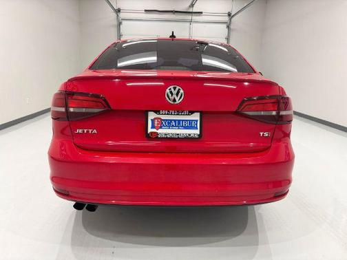 2016 Volkswagen Jetta 1.8T Sport