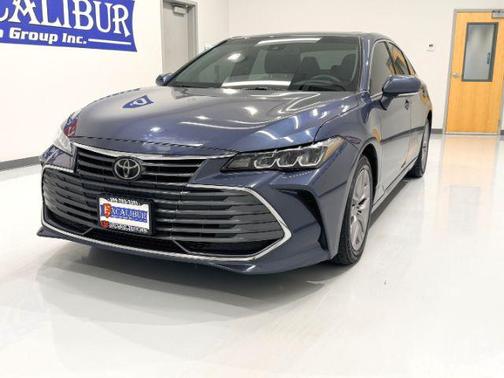 Harbor Gray Metallic 2022 Toyota Avalon XLE