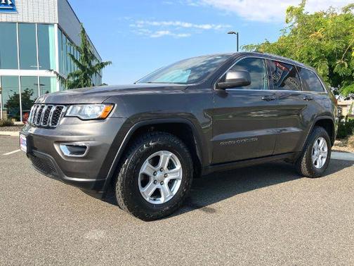 2019 Jeep Grand Cherokee Laredo