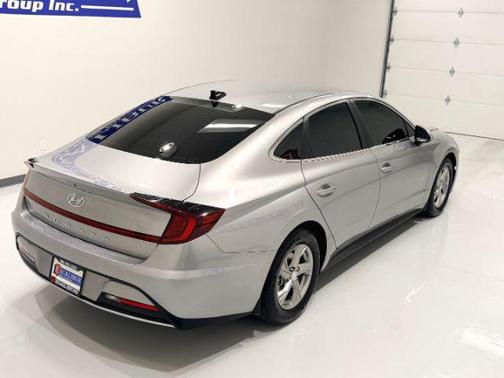 2021 Hyundai SONATA SE