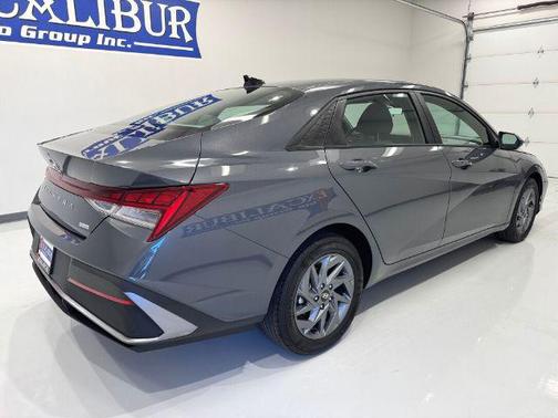 2024 Hyundai ELANTRA HEV Blue