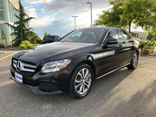 2016 Mercedes-Benz C-Class Luxury