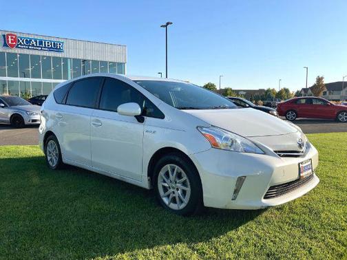 2012 Toyota Prius v Base