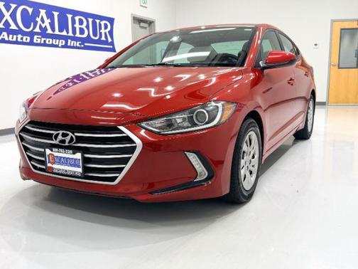 2018 Hyundai ELANTRA SE