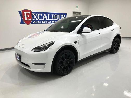 2022 Tesla Model Y Long Range Dual Motor All-Wheel Drive