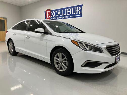 2016 Hyundai SONATA SE