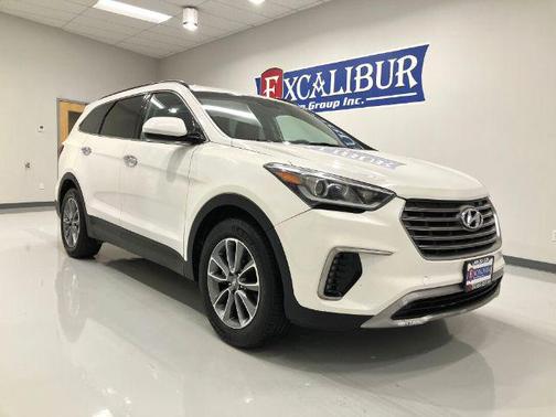 2017 Hyundai SANTA FE SE
