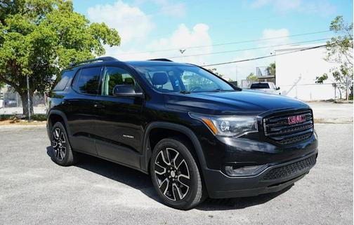 Black 2019 GMC Acadia SLT-1