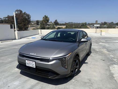 Steel Gray 2026 Kia K4 LXS