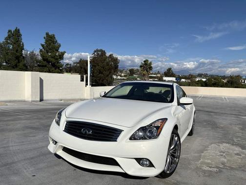 2014 INFINITI Q60 Journey