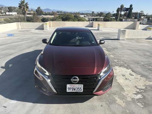 2025 Nissan Altima SV FWD