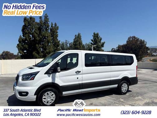 Oxford White 2023 Ford Transit-350 XLT