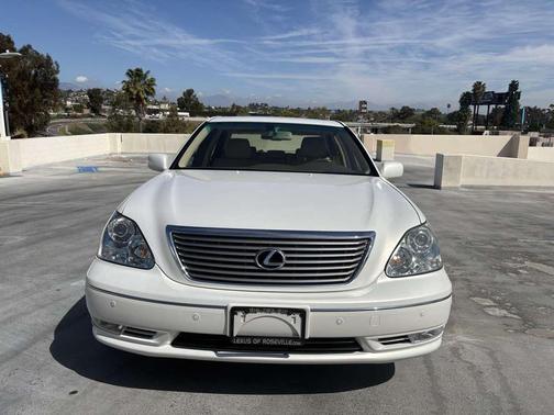 2005 Lexus LS 430 Base