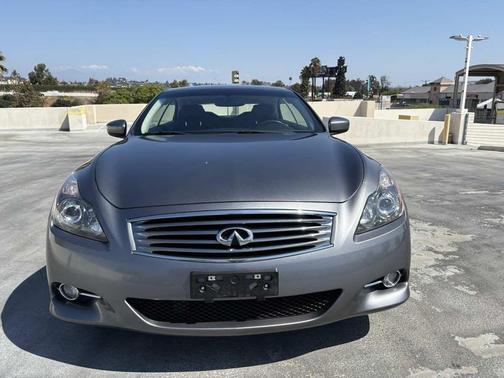 2011 INFINITI G37 Base