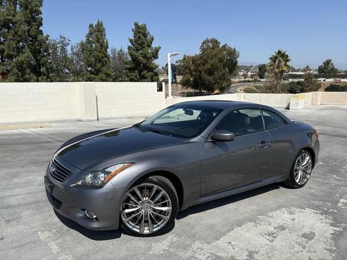 2011 INFINITI G37 Base