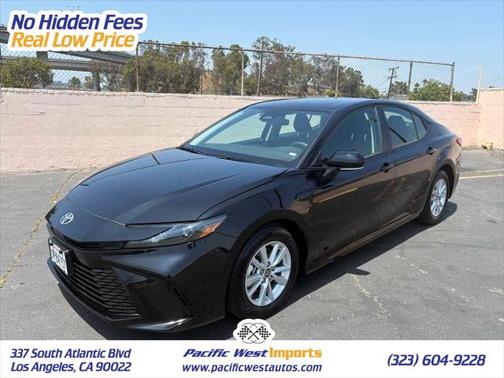 2025 Toyota Camry LE