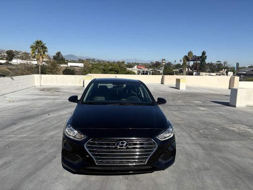 2022 Hyundai Accent SE