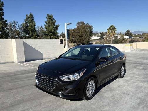 2022 Hyundai Accent SE
