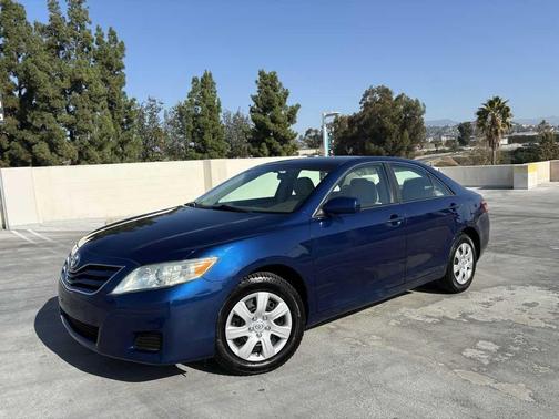 2011 Toyota Camry LE