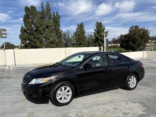 2011 Toyota Camry LE