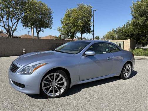 2009 INFINITI G37 Base