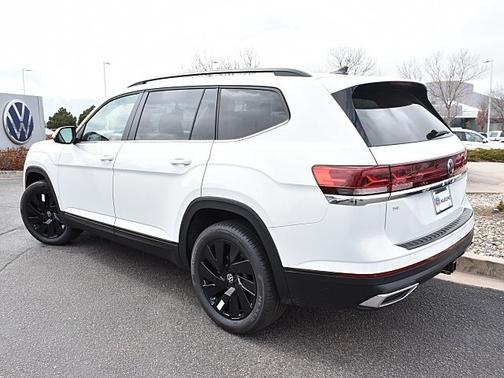 2025 Volkswagen Atlas 2.0T SE