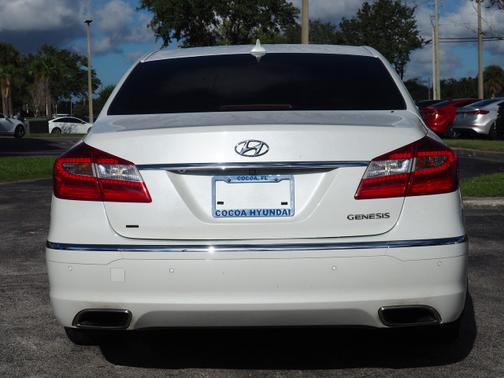 White Satin Pearl 2013 Hyundai Genesis 3.8