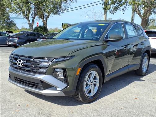 2026 Hyundai TUCSON SE