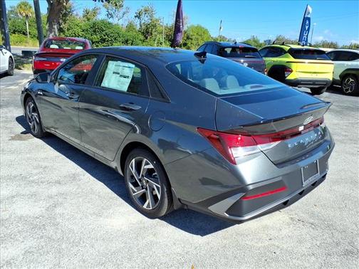 2025 Hyundai ELANTRA Sport