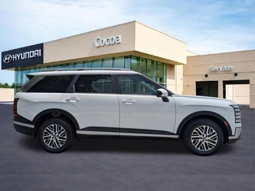 Creamy White Pearl 2026 Hyundai PALISADE SEL 8P