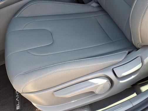 Fluid Metal 2026 Hyundai ELANTRA Sport