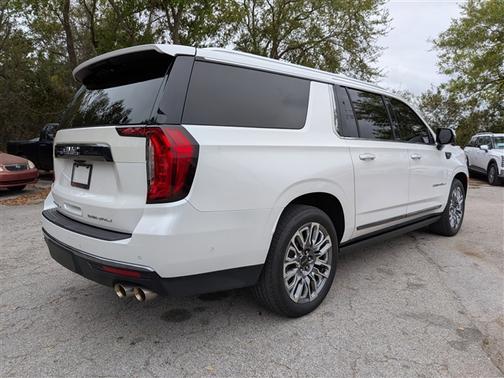 2024 GMC Yukon XL Denali Ultimate