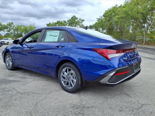 2025 Hyundai ELANTRA HEV Blue