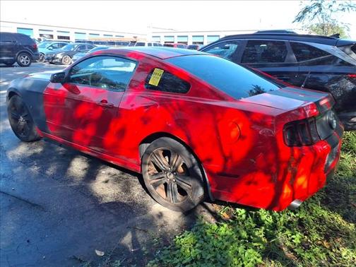 2014 Ford Mustang V6