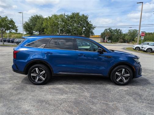 Sapphire Blue 2022 Kia Sorento S