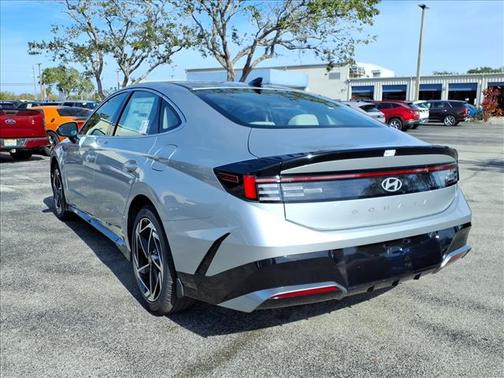 2026 Hyundai SONATA SEL