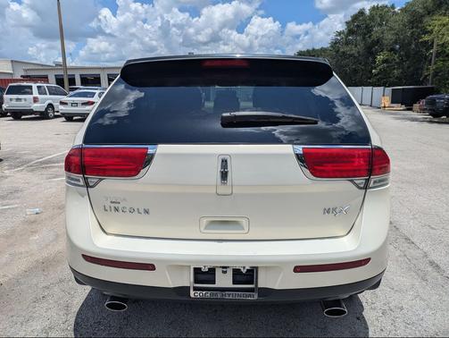 White Platinum Metallic Tri-Coat 2012 Lincoln MKX Base