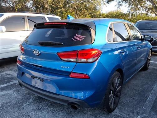 2018 Hyundai Elantra GT Sport