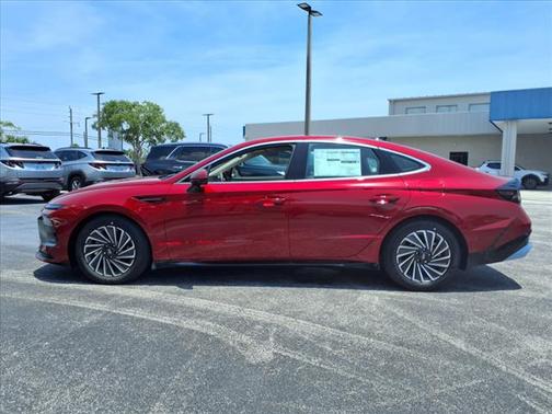 2025 Hyundai SONATA Hybrid Limited