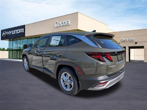 2026 Hyundai TUCSON SE