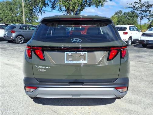 2026 Hyundai TUCSON SE