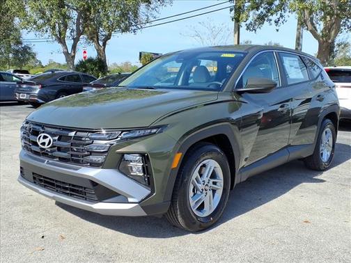 2026 Hyundai TUCSON SE