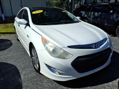 2014 Hyundai SONATA Hybrid Limited
