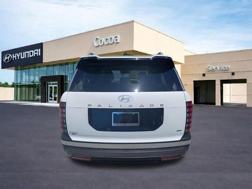 Creamy White Pearl 2026 Hyundai PALISADE SEL 8P