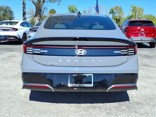 2026 Hyundai SONATA SEL