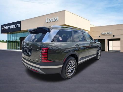 Titan Green 2026 Hyundai PALISADE SEL 8P
