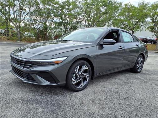 2025 Hyundai ELANTRA Sport