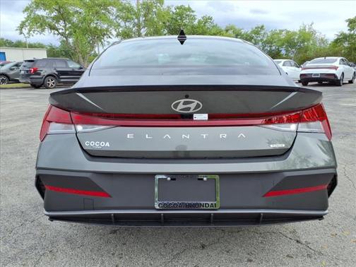 2025 Hyundai ELANTRA Sport